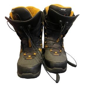 Nitro Thunder TLS snowboard boots